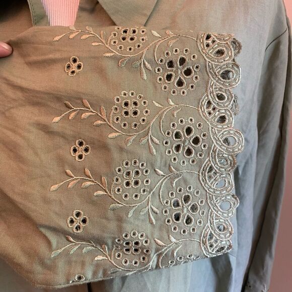Appraisal Plus Sage Green Button Down Sz 20 - Picture 4 of 7